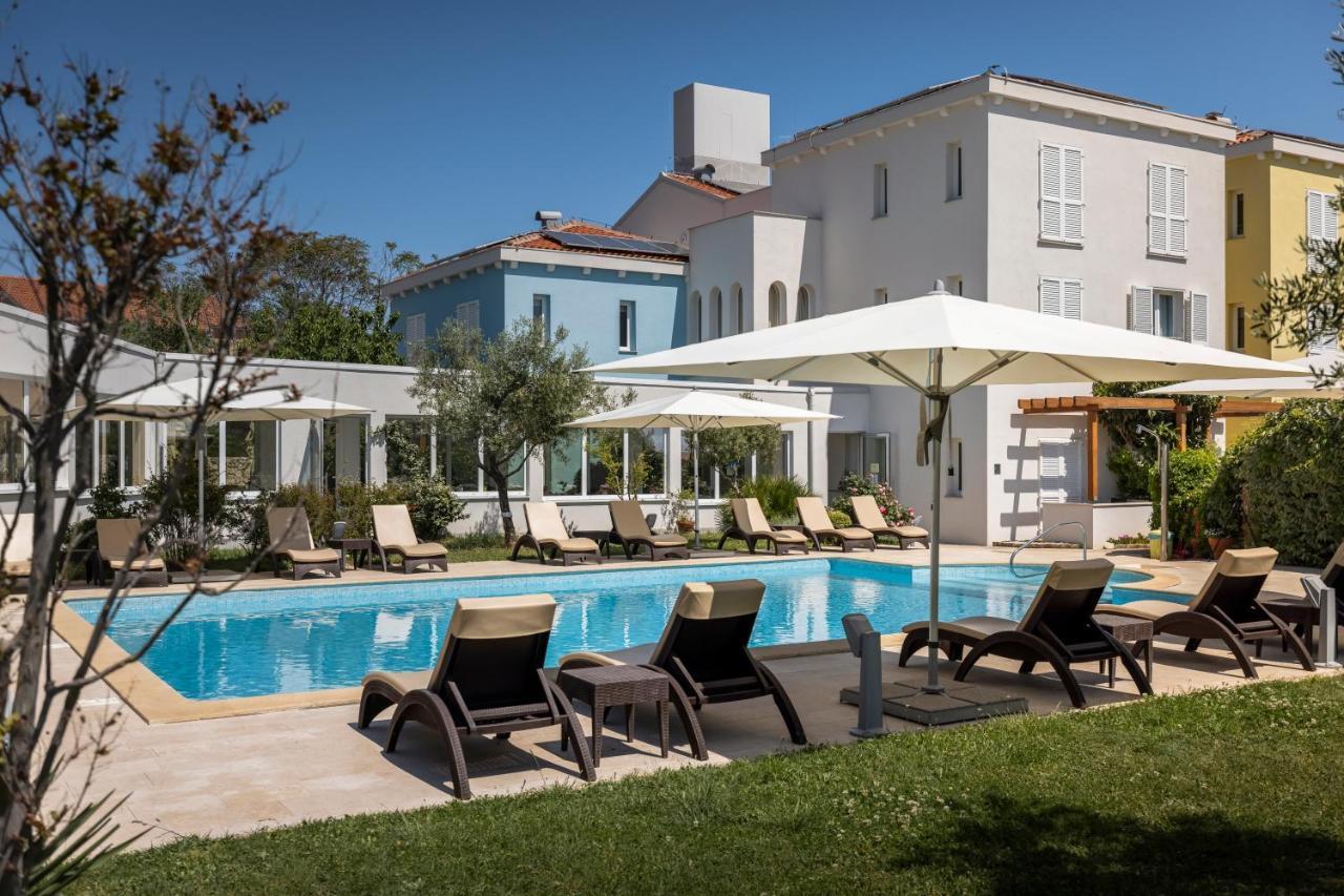 Hotel Manora Nerezine Exterior photo