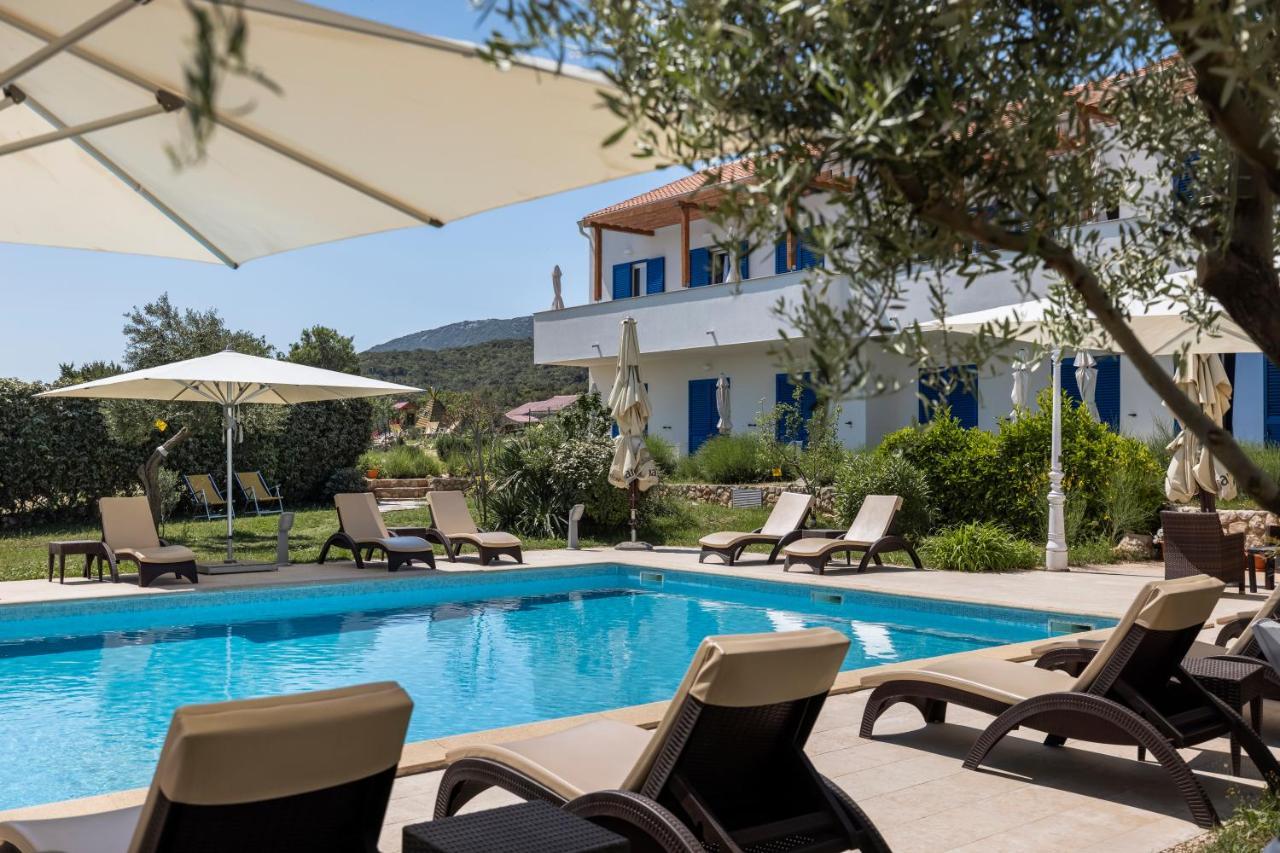 Hotel Manora Nerezine Exterior photo