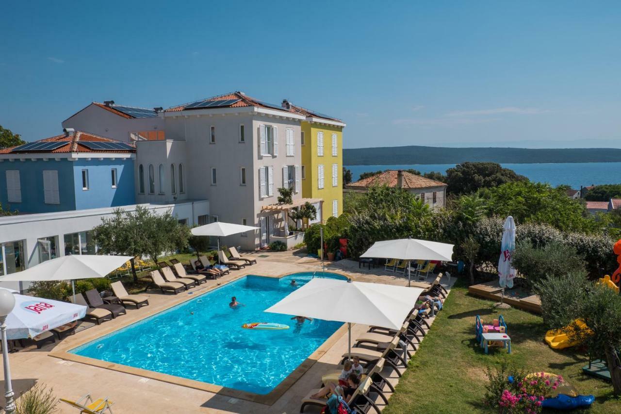 Hotel Manora Nerezine Exterior photo